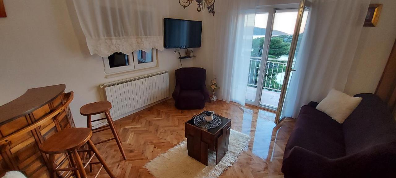 Apartment Grubisic *